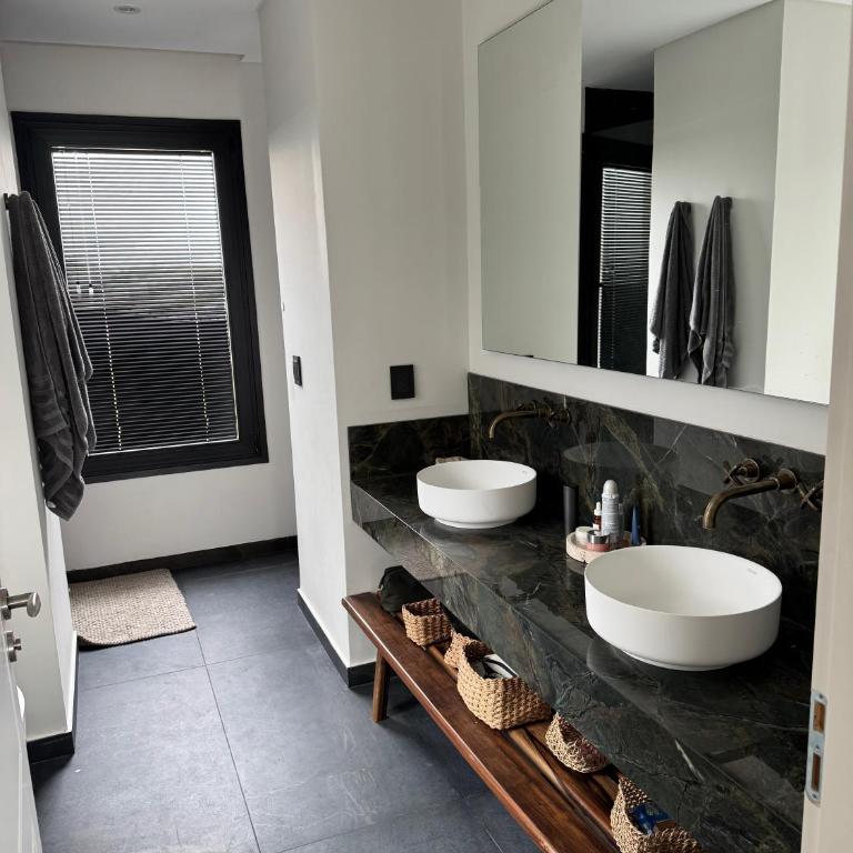 Casa Titi - Four-Bedroom House - 17