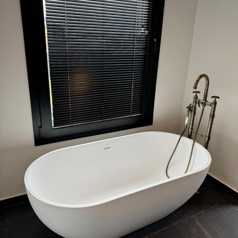 Casa Titi - Four-Bedroom House - 23