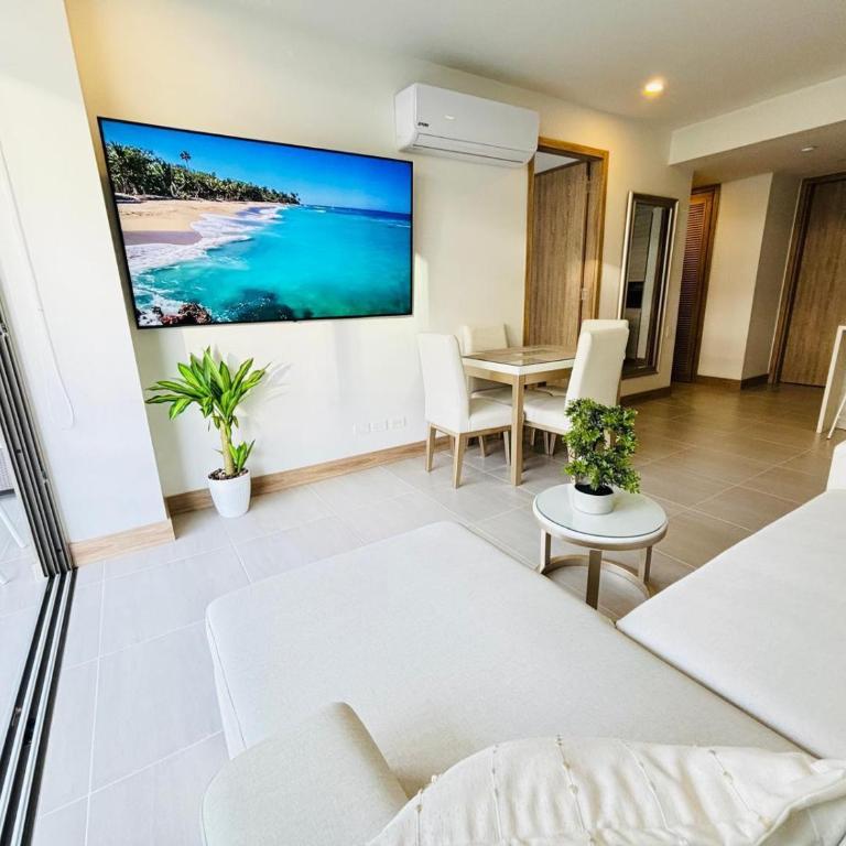 Oceanfront Residence at Exclusive Beach Club - Apartment with View and Balcony - 3