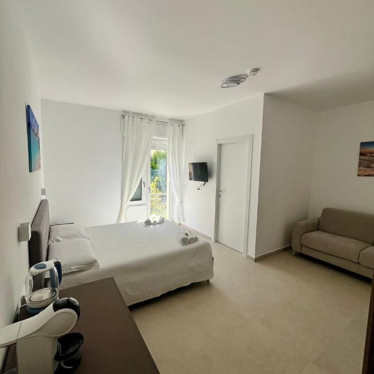 Perla della Riviera - Deluxe King Room - 1