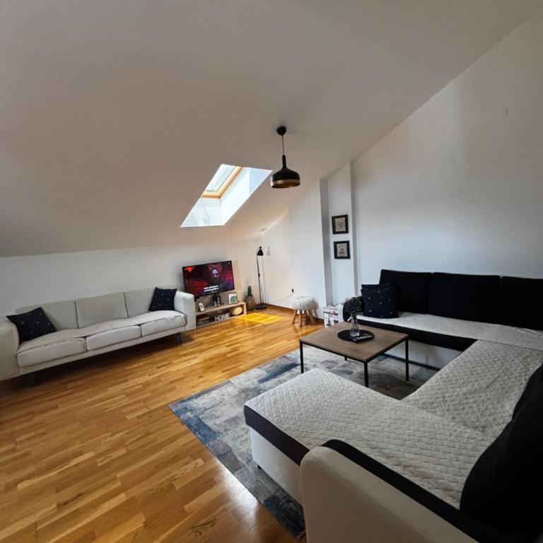 Aerodrom Apartment Ana - Apartman sa 1 Spavaćom Sobom - 1