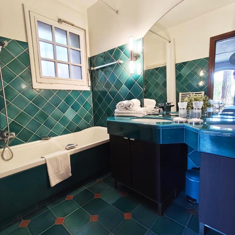 Les Bastidieres - Cap Brun - Studio Apartment - Turquoise - 6