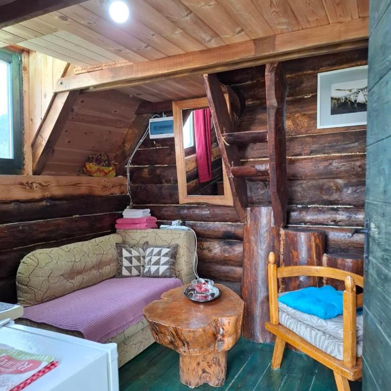 Cottage MANSION - One-Bedroom House - 3