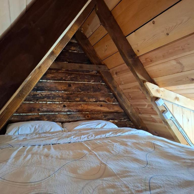 Cottage MANSION - One-Bedroom House - 5