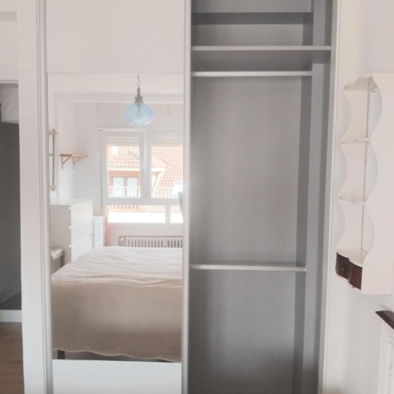 La Arena, playa San Lorenzo, centro Gijón - Two-Bedroom Apartment with City View - 9