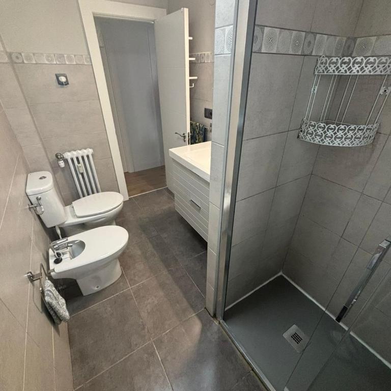 La Arena, playa San Lorenzo, centro Gijón - Two-Bedroom Apartment with City View - 22