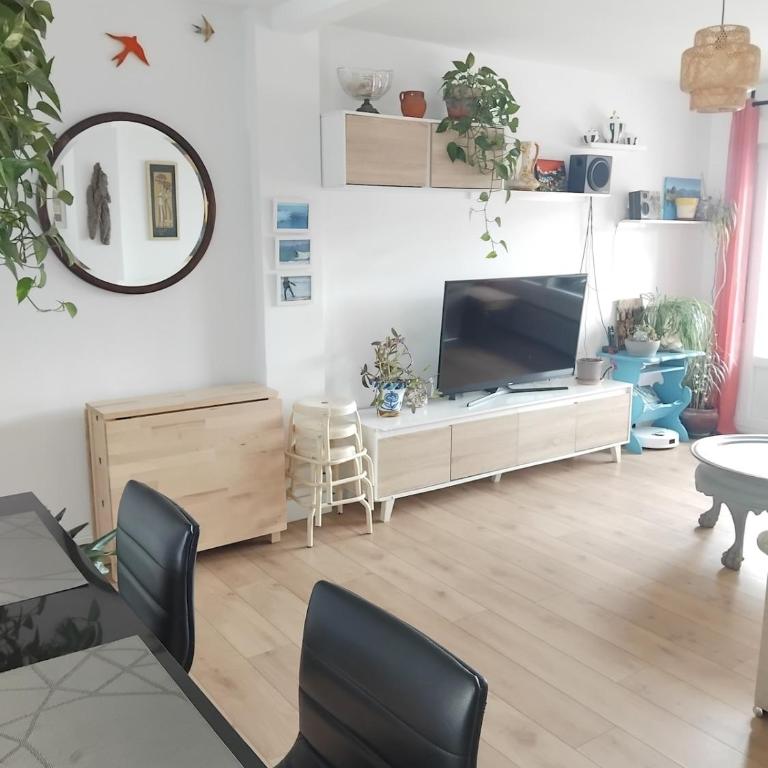 La Arena, playa San Lorenzo, centro Gijón - Two-Bedroom Apartment with City View - 33