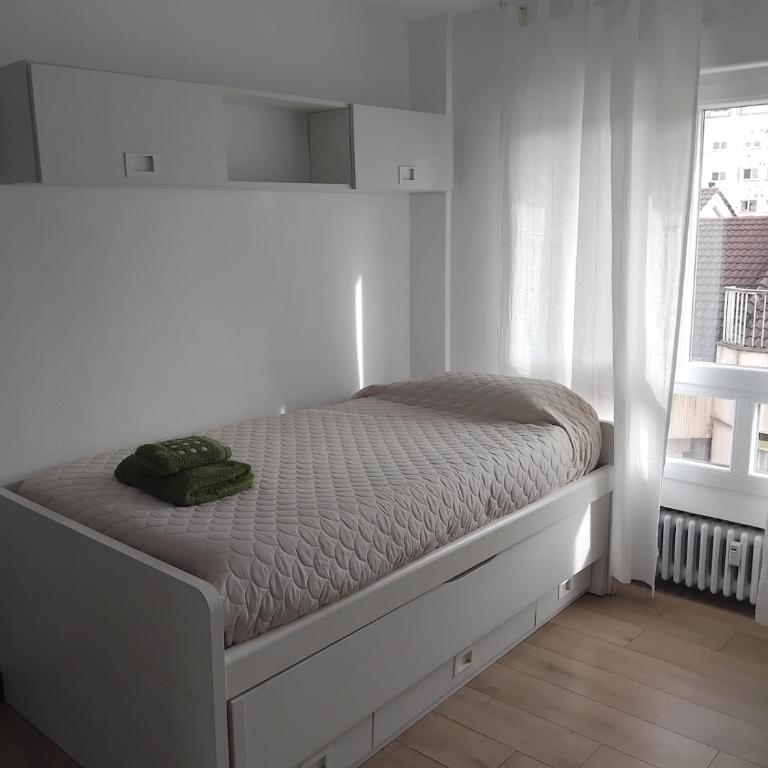 La Arena, playa San Lorenzo, centro Gijón - Two-Bedroom Apartment with City View - 44