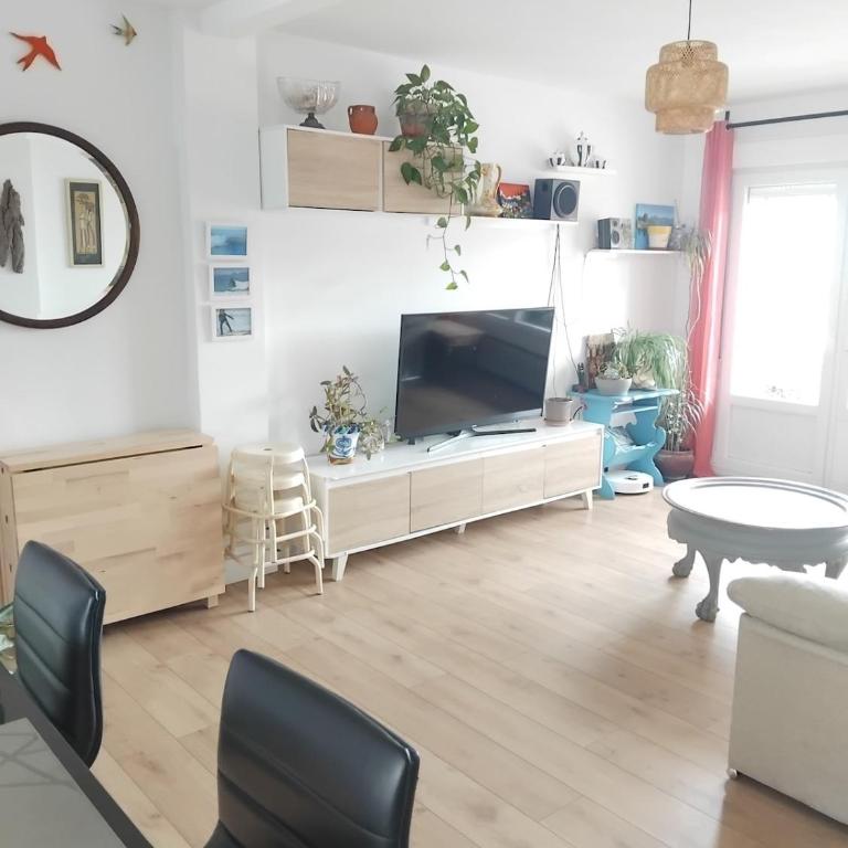 La Arena, playa San Lorenzo, centro Gijón - Two-Bedroom Apartment with City View - 56