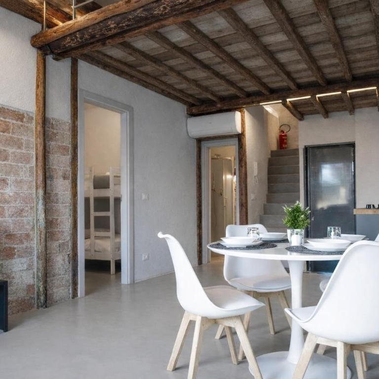 La Marina Attic Mansarda con vista su Porto Antico - Appartamento Loft con 3 Camere da Letto - 12