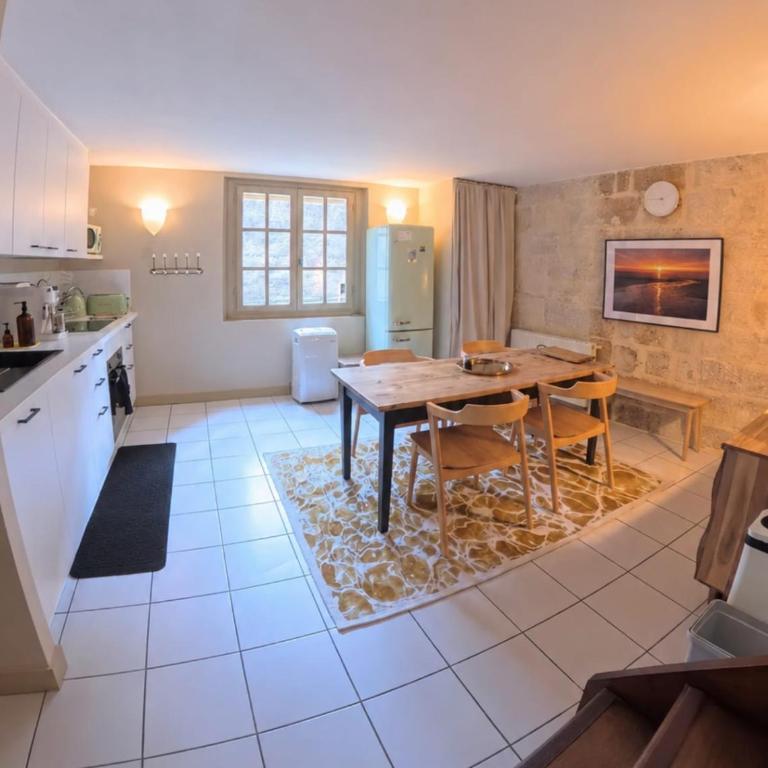 Les Duchesses - 84m2 double suite deluxe - en partie climatisé - Appartement 2 Chambres - 40