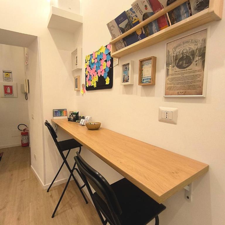 DIMORA NONNA ELENA - Quartieri Spagnoli - Camera Matrimoniale con Bagno Privato - 16