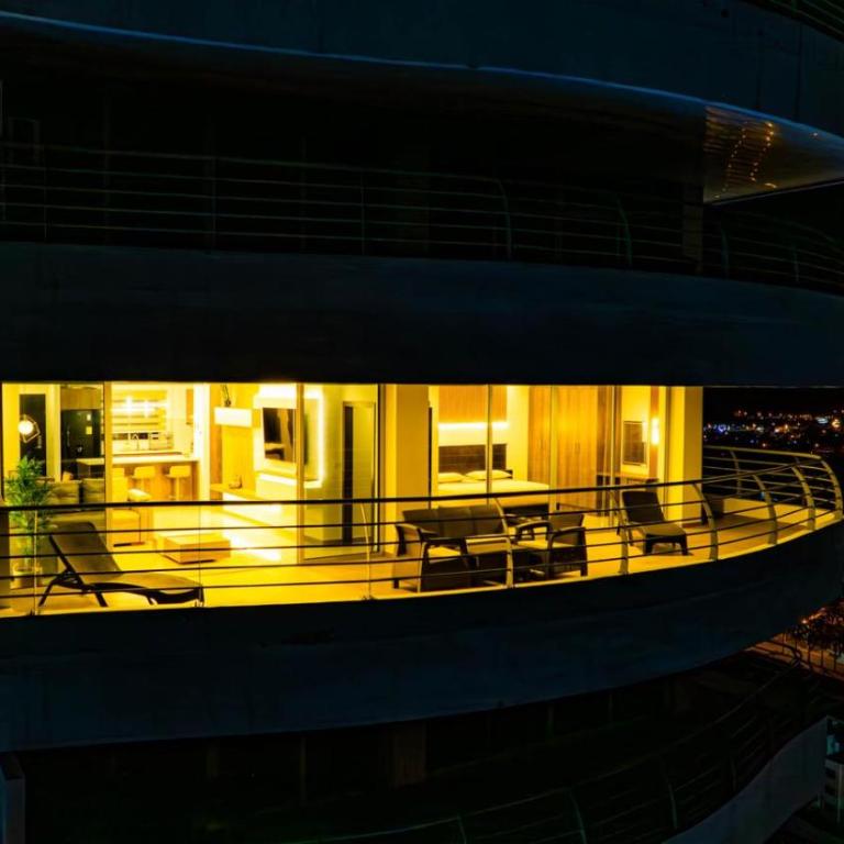 Sky view - Apartamento de 1 dormitorio - 4