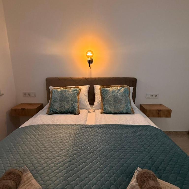 Villa Una Bellevue - Three-Bedroom Villa - 12
