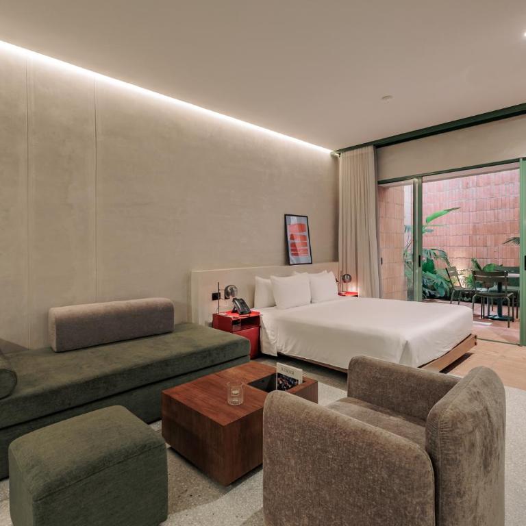 Gres Apartments Medellin - One-Bedroom Apartment with Garden - 9