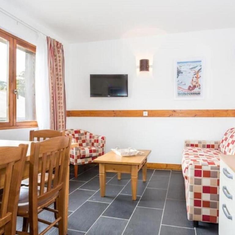 Résidence Les Aiguilles de Warens - Combloux - Appartement - Vue sur Jardin - 1