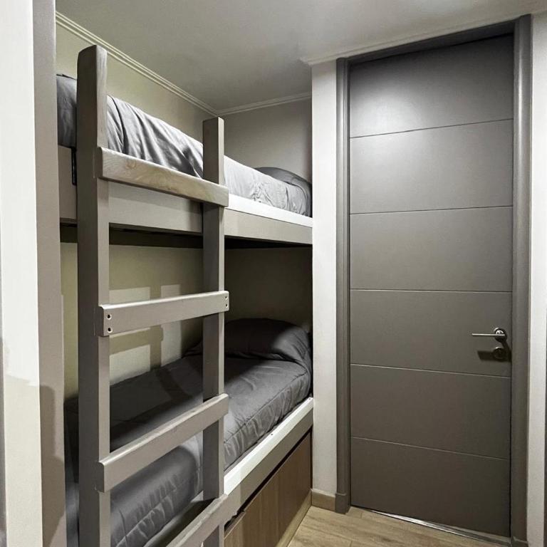 Departamento, piscina temperada y estacionamiento a pasos del centro de Pucón - Apartamento de 2 dormitorios - 23