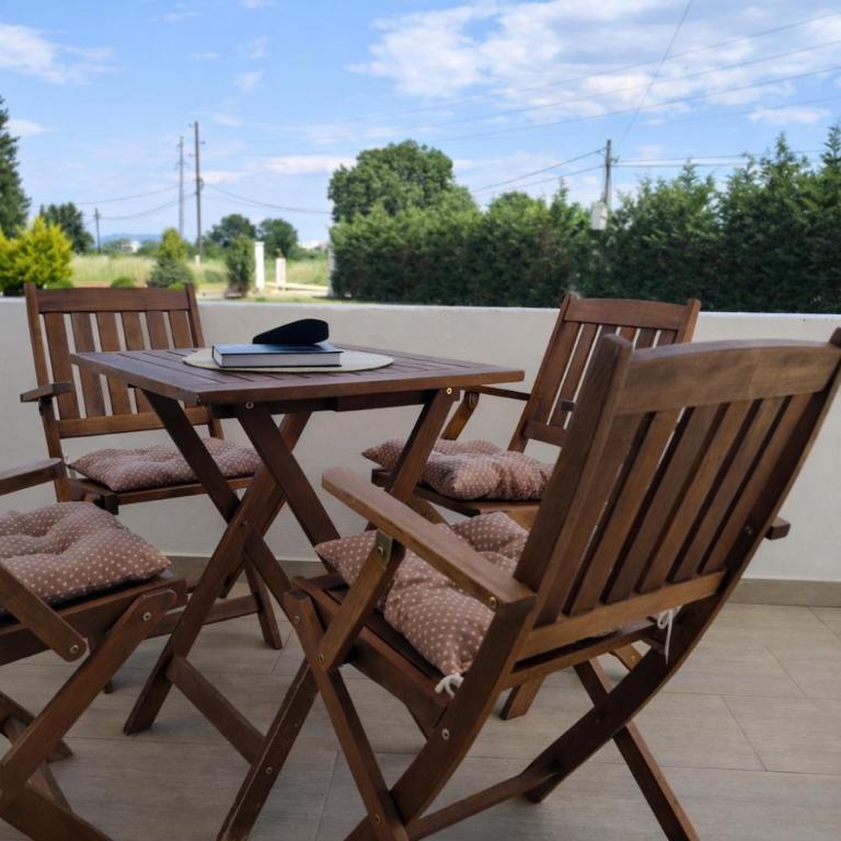 Guest House AGA - One-Bedroom Apartment with Balcony - 5
