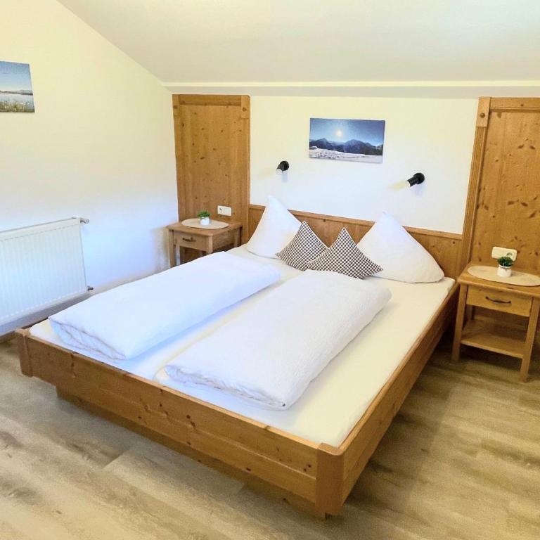 Landhaus Bliem - Apartment mit 3 Schlafzimmern und Dusche - 18