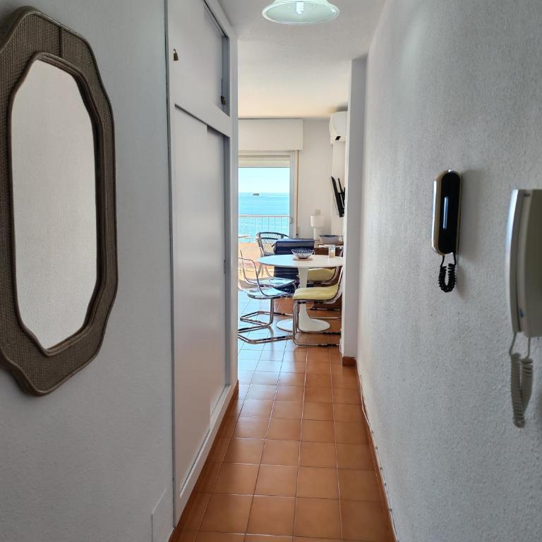 Epsilon 2 4f primera línea de playa - Apartamento Deluxe de 2 dormitorios con vistas al mar - 16