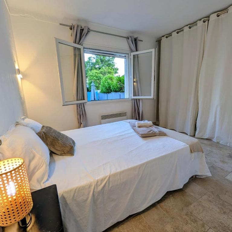 Grand Appartement 3 chambres 6 personnes, terrasse privée a 300m de la plage - Apartment mit 3 Schlafzimmern - 12