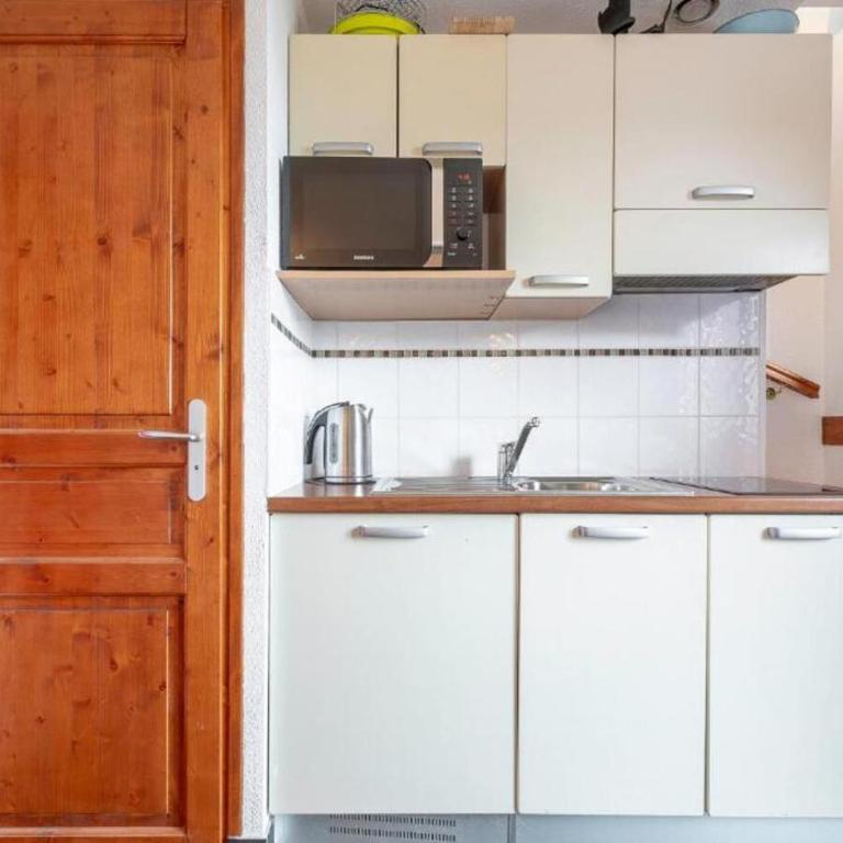 Résidence Les Aiguilles de Warens - Combloux - Appartement avec Vue et Balcon - 17