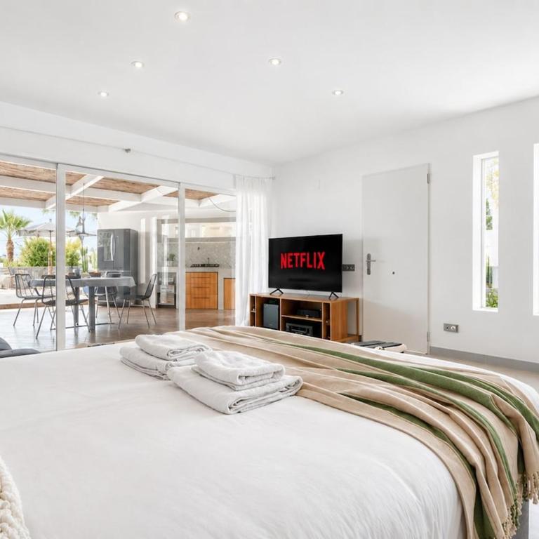 Design villa, Private pool, Sea Views, BBQ - Deluxe Villa - 35
