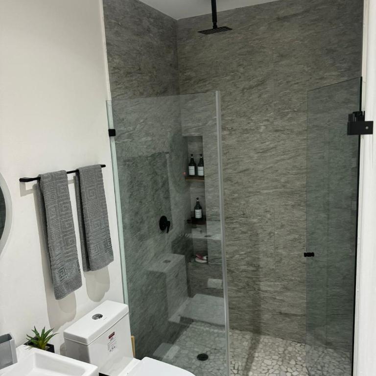 Central 40, 2 bdr Penthouse, Jacuzzi privado - Two-Bedroom Apartment with Balcony and Terrace - 31
