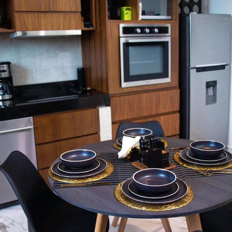 Central 40, 2 bdr Penthouse, Jacuzzi privado - Two-Bedroom Apartment with Balcony and Terrace - 34