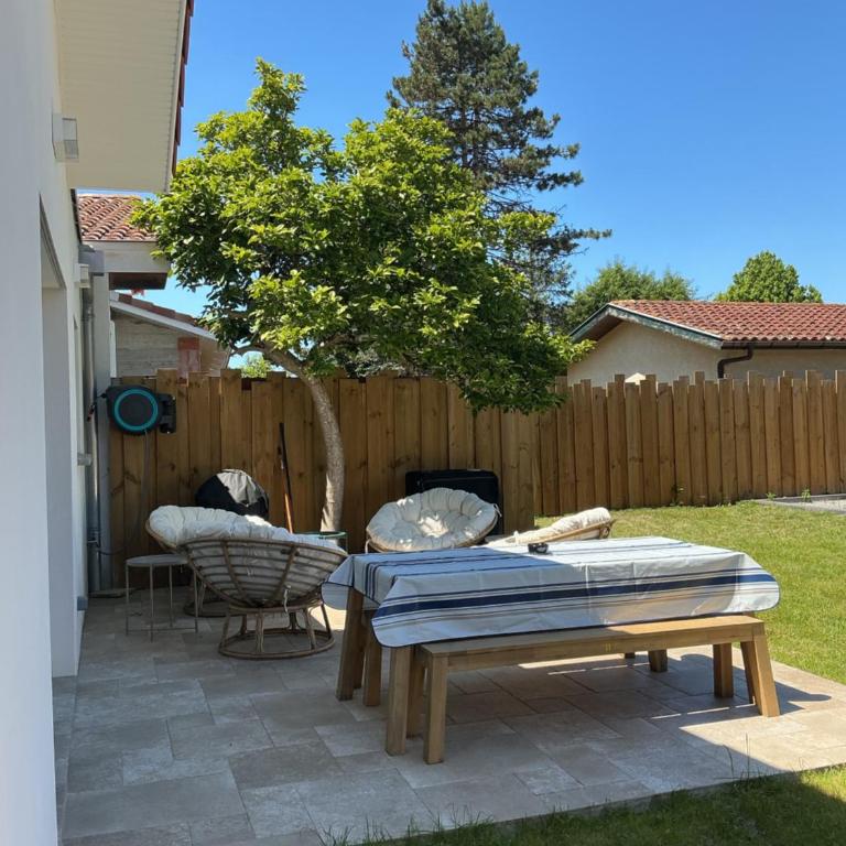 Maison de vacances Helios - Three-Bedroom House - 3