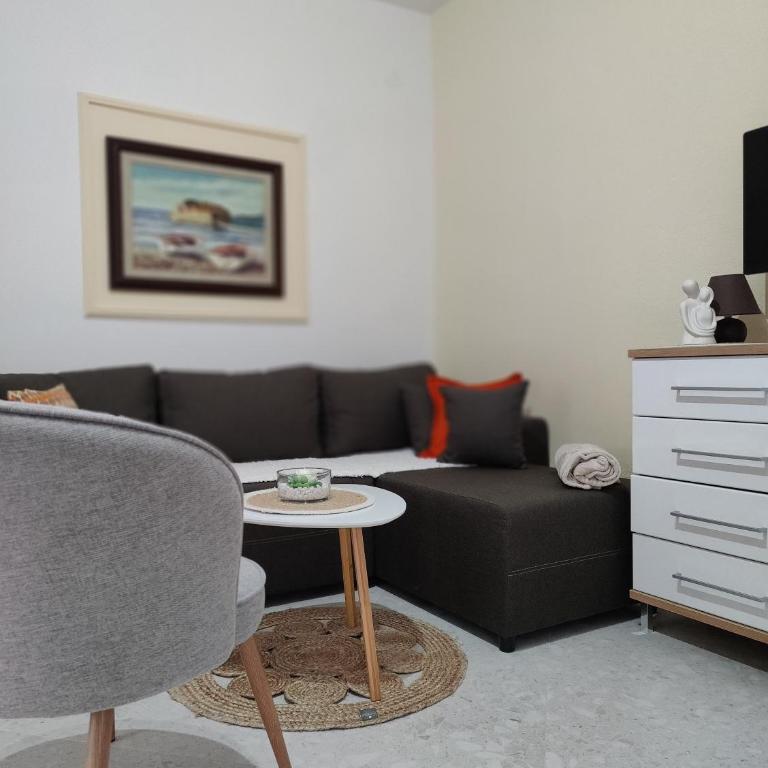 Apartments Gabi&Zdenka Tivat - One-Bedroom Apartment with Garden View - 32