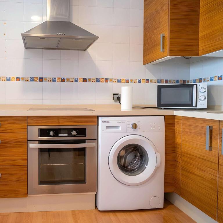 Apartamento en Conil Zona centro solo aceptamos familias y parejas - Appartement - 9