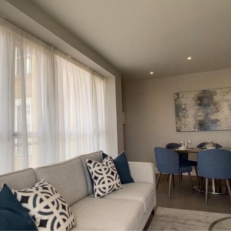 Apartment Piamonte 4 - Three-Bedroom Apartment - 2
