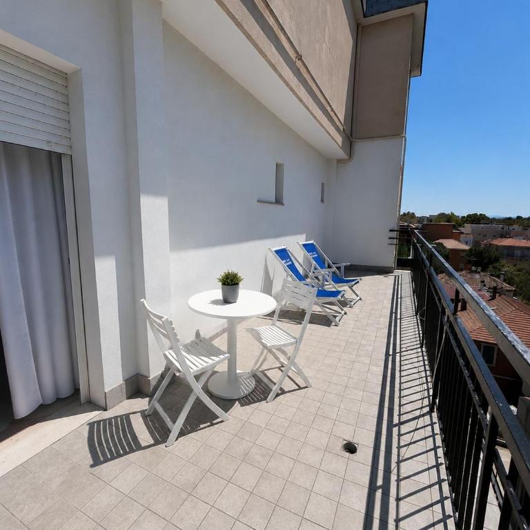 Hotel Aldebaran - Sea & Center - Camera Quadrupla Premium - 1