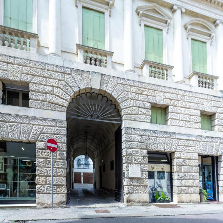 An elegant historic house in the heart of Vicenza - Apartamento de 3 dormitorios - 38