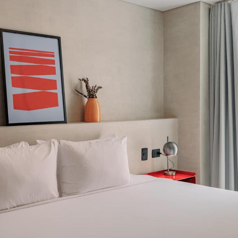 Gres Apartments Medellin - Deluxe One-Bedroom Apartment - 4