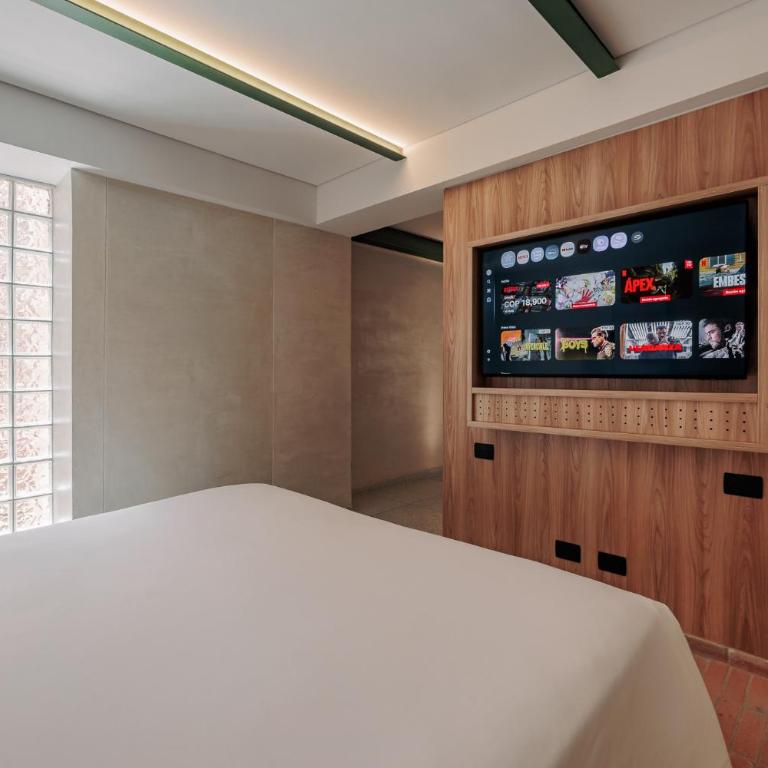 Gres Apartments Medellin - Deluxe One-Bedroom Apartment - 7