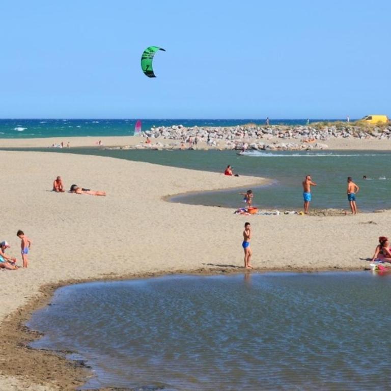 Appart T2 - 4 pers - VILLAGE - 200m de la plage - Appartement 1 Chambre - 21