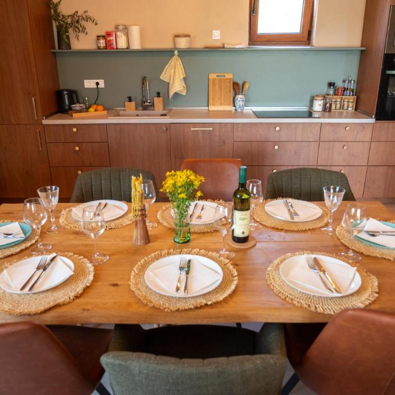 Casa Del Sol - Modern stone villa with private pool in Lustica - Villa with Private Pool - 17