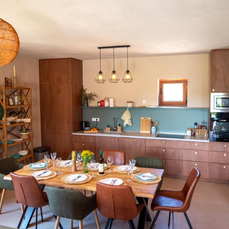 Casa Del Sol - Modern stone villa with private pool in Lustica - Villa with Private Pool - 18