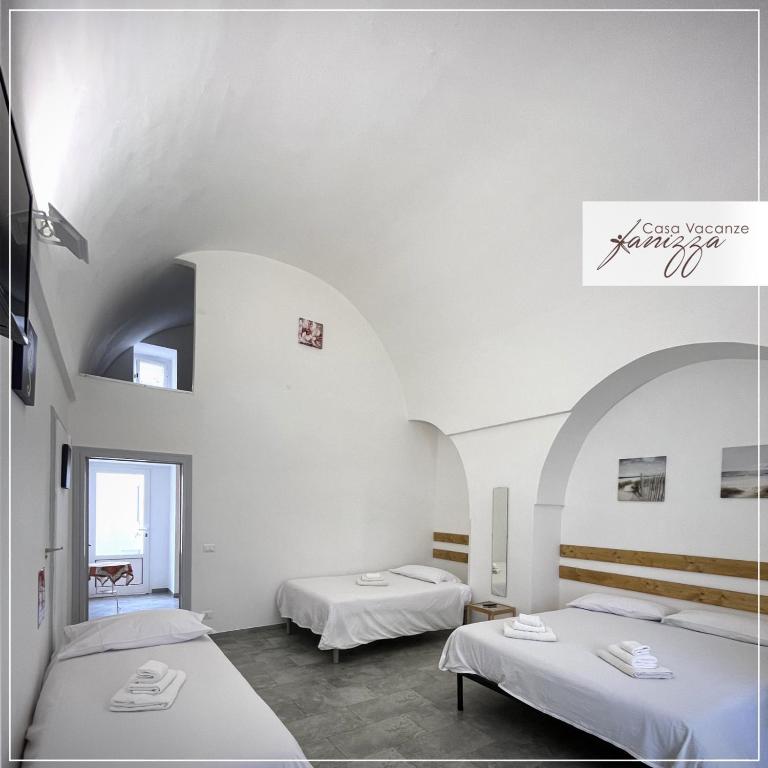 Rebecca e Sofia Stone House affittacamere - Quadruple Room with Private Bathroom - 3