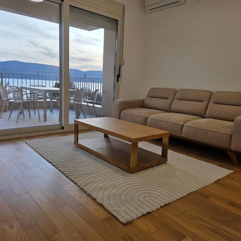 Stan Kumbor sa dvije spavace sobe - Two-Bedroom Apartment with Sea View - 2