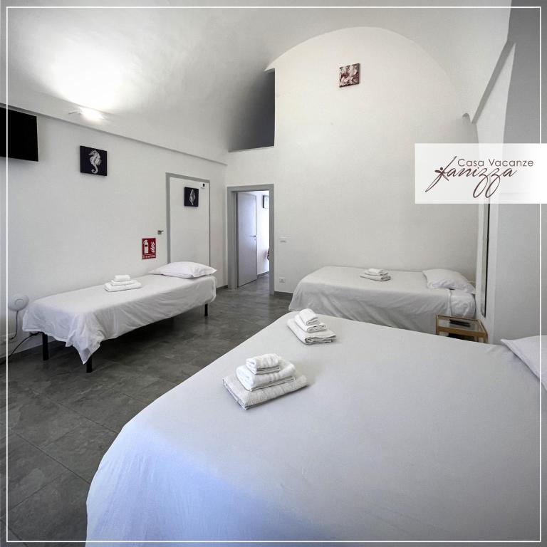 Rebecca e Sofia Stone House affittacamere - Quadruple Room with Private Bathroom - 18