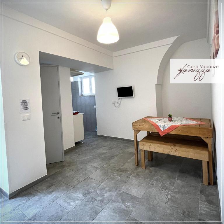 Rebecca e Sofia Stone House affittacamere - Quadruple Room with Private Bathroom - 17
