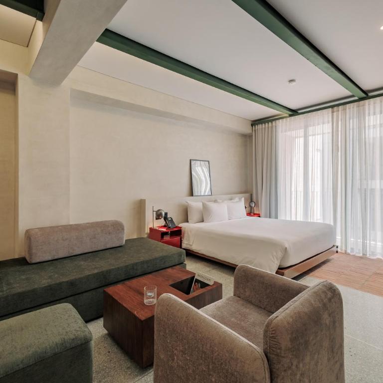 Gres Apartments Medellin - One-Bedroom Apartment with Balcony - 1