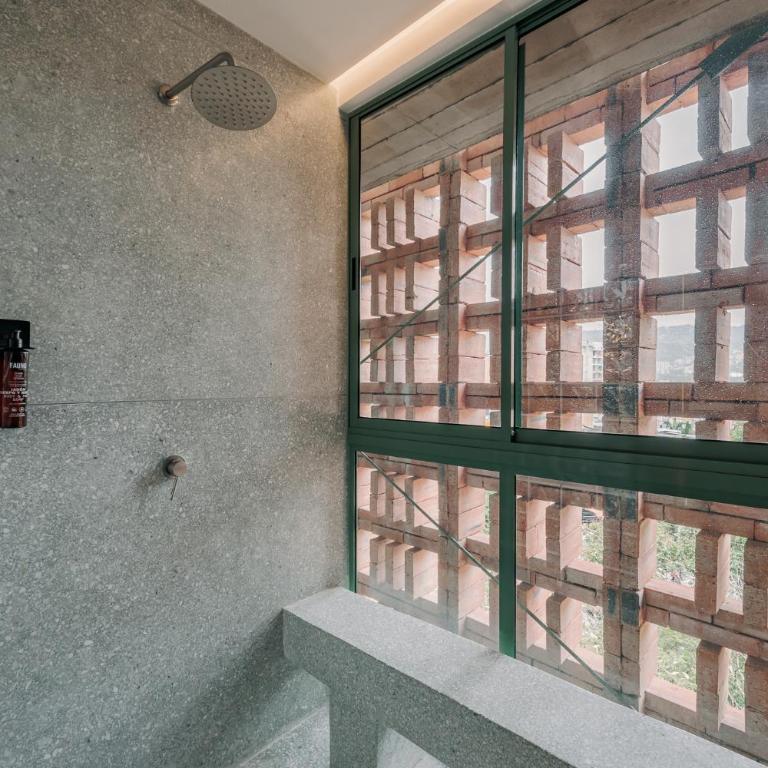 Gres Apartments Medellin - Two-Bedroom Deluxe Apartment - 18