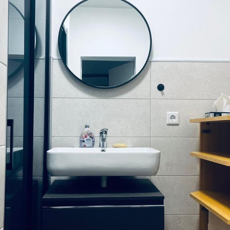 Studio Apartment at Train station and City center - Apartment mit 1 Schlafzimmer - 8
