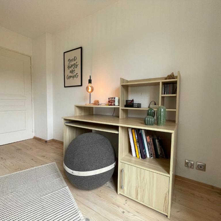 T4 cosy 80 m2 - piscine et terrasse - vue dégagée - Appartement 3 Chambres Premium avec Balcon - 18