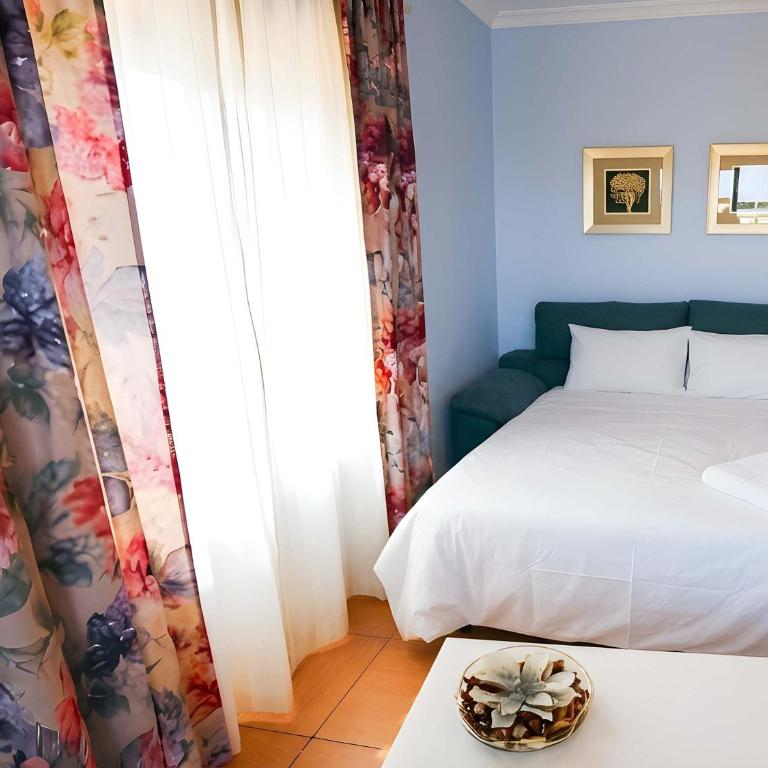 Apartamento con piscina compartida y parking gratis cerca de Tartessus - Apartment - 19