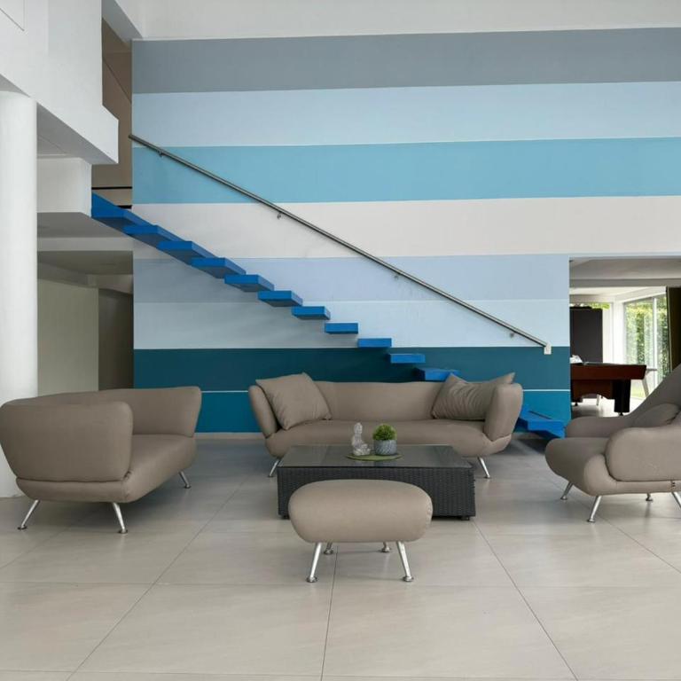 Increíble Villa hasta 60 personas - Villa con piscina privada - 26